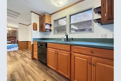 2749 Deer Pass Drive SW, Canton, OH 44706 - Photo 10