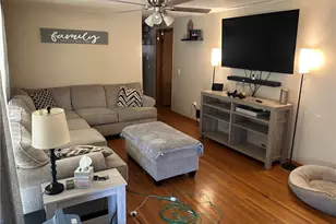 539 Forestview Dr, Wintersville, OH 43953 - Photo 2