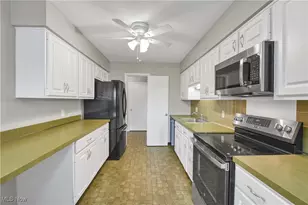 12550 Lake Ave, Oakwood, OH 44107 - Photo 26
