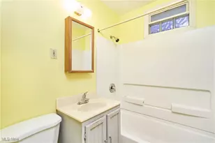 1380 E 345th St, Eastlake, OH 44095 - Photo 4