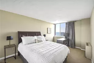 12900 Lake Ave, Oakwood, OH 44107 - Photo 20