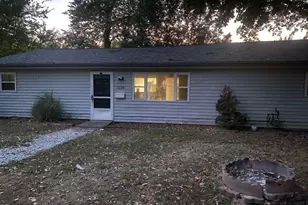 1228 E 340th St, Eastlake, OH 44095 - Photo 2