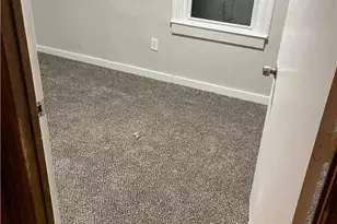 1228 E 340th St, Eastlake, OH 44095 - Photo 8