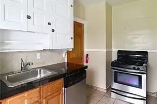 2683 Hampshire Rd, Cleveland Heights, OH 44106 - Photo 12