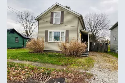 316 Locust Street N, Canal Fulton, OH 44614 - Photo 10