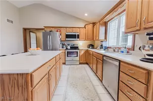 180 Edgar Way, Steubenville, OH 43952 - Photo 8