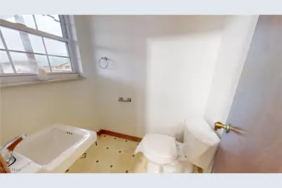 739 Campbell Drive, Belpre, OH 45714 - Photo 18