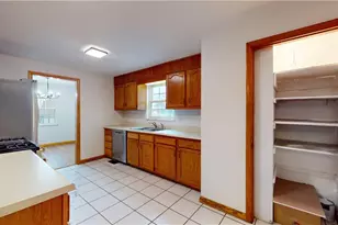 739 Campbell Dr, Belpre, OH 45714 - Photo 10