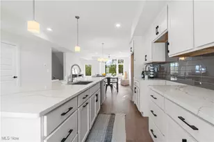 3611 Bailey Ave, Loveland, OH 44113 - Photo 10