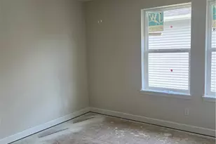 2315 E 100th St, Loveland, OH 44106 - Photo 10