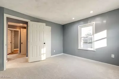 230 W 39th Street, Lorain, OH 44052 - Photo 18