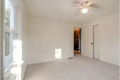 230 W 39th Street, Lorain, OH 44052 - Photo 24