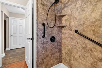 7698 Chillicothe Road, Mentor, OH 44060 - Photo 30