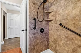 7698 Chillicothe Rd, Mentor, OH 44060 - Photo 30