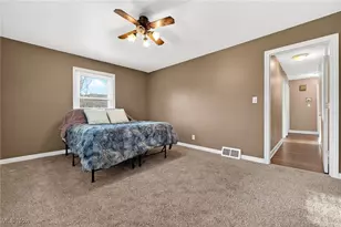 7698 Chillicothe Rd, Mentor, OH 44060 - Photo 22