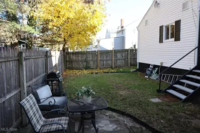 1605 29th Street NW, Canton, OH 44709 - Photo 6