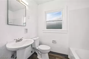 414 10th St, Struthers, OH 44471 - Photo 10