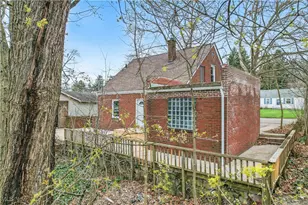 414 10th St, Struthers, OH 44471 - Photo 22