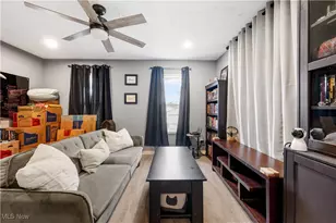 994 Moeller Ave, Akron, OH 44307 - Photo 4