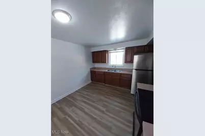 1593 Lee Terrace Drive, Wickliffe, OH 44092 - Photo 8