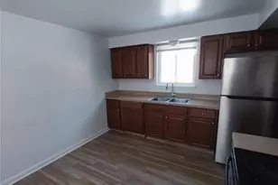 1593 Lee Terrace Dr, Wickliffe, OH 44092 - Photo 8