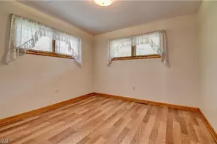 1592 Pleasant View, Dover, OH 44622 - Photo 8