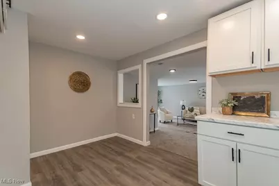 7325 Adkins Road, Mentor, OH 44060 - Photo 8