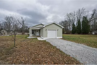 311 George Street, Barberton, OH 44203 - Photo 2