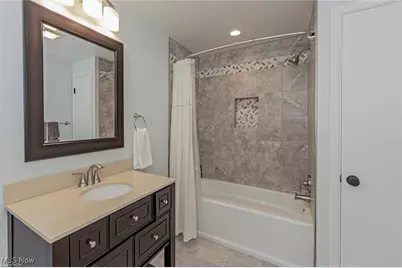 23910 Wimbledon Road, Huber Heights, OH 44122 - Photo 30