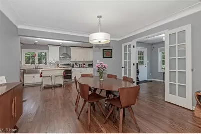 23910 Wimbledon Road, Huber Heights, OH 44122 - Photo 6