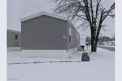 100 Cedar Brook, Elyria, OH 44035 - Photo 2