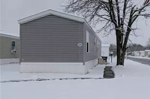 100 Cedar Brook, Elyria, OH 44035 - Photo 2