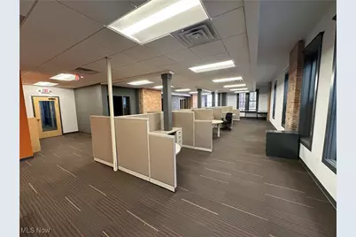 2217 E 9th Street #2nd fl, Loveland, OH 44115 - Photo 6