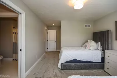 7048 Emerson Circle NW, Massillon, OH 44646 - Photo 46