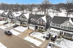 6170 James Dr, Lorain, OH 44053 - Photo 2