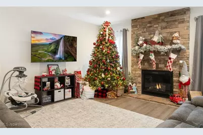 6170 James Drive, Lorain, OH 44053 - Photo 8