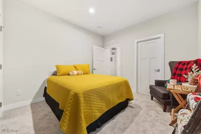 6170 James Drive, Lorain, OH 44053 - Photo 34