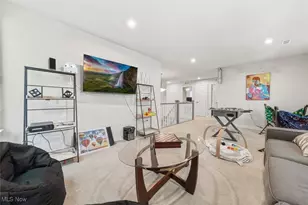 6170 James Dr, Lorain, OH 44053 - Photo 38