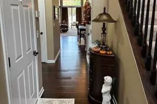 318 Lakewick Ln, Willowick, OH 44095 - Photo 4