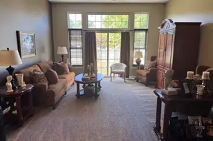 318 Lakewick Ln, Willowick, OH 44095 - Photo 10