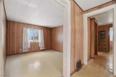 992 Mill Street, Conneaut, OH 44030 - Photo 18