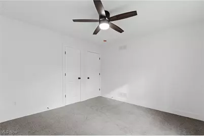 2630 Squirrel Hollow Street NE, Canton, OH 44704 - Photo 32