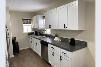 5089 South Geneva Drive, Geneva on the Lake, OH 44041 - Photo 8