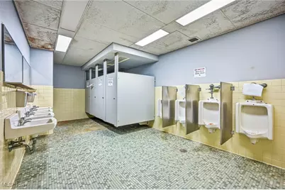 1610 Hubbard Thomas Road, Hubbard, OH 44425 - Photo 48