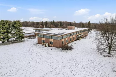 1610 Hubbard Thomas Road, Hubbard, OH 44425 - Photo 10