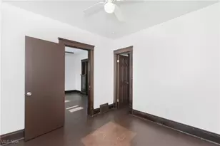 9905 Lamontier Ave, Loveland, OH 44104 - Photo 16