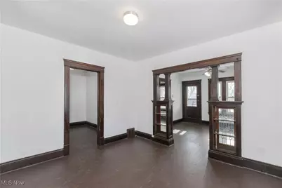 9905 Lamontier Avenue, Loveland, OH 44104 - Photo 8