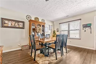 2043 Carlile Dr, Uniontown, OH 44685 - Photo 16