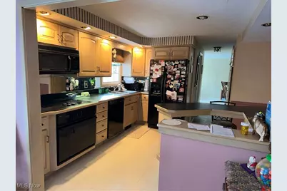 915 Nautical Drive, Vermilion, OH 44089 - Photo 18