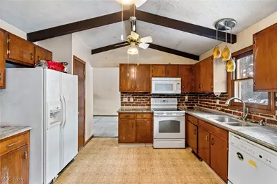 3136 Bird Drive, Ravenna, OH 44266 - Photo 10